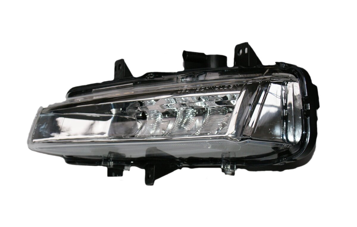 LR068980 Reflektor przeciwmgielny Lewy Land Rover Discovery Sport L550 (2015-) używany
